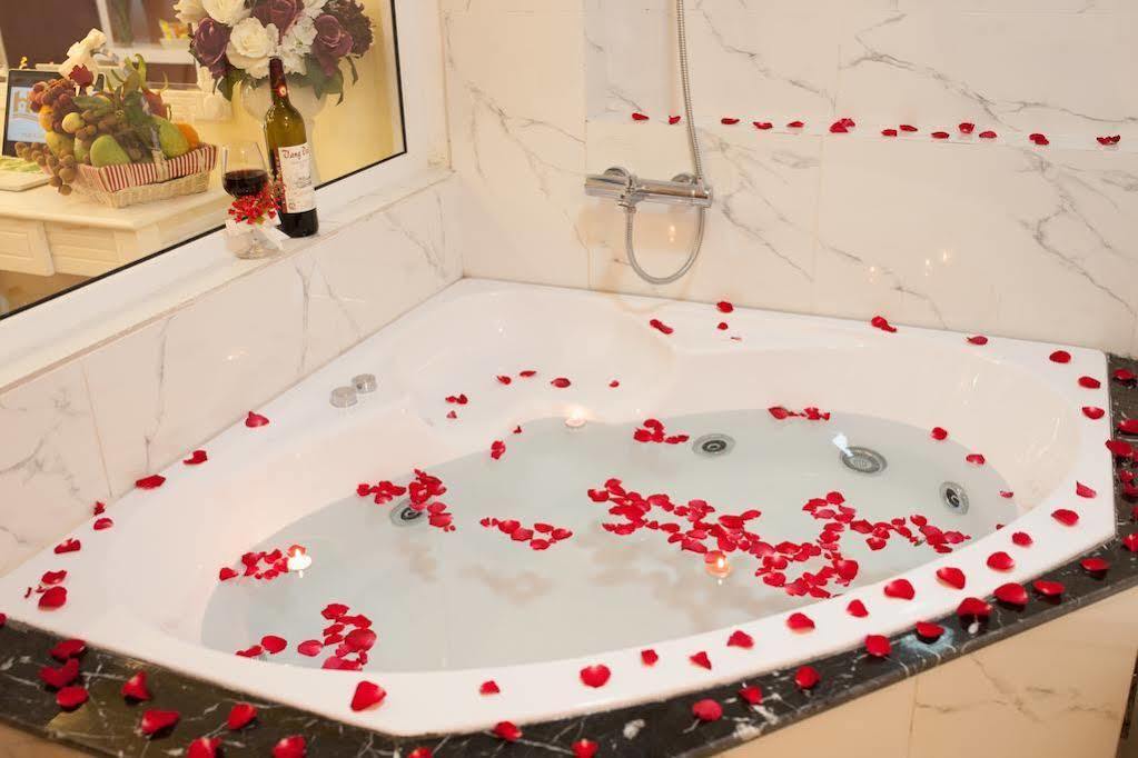 Home Cau Giay Hotel 河内 外观 照片